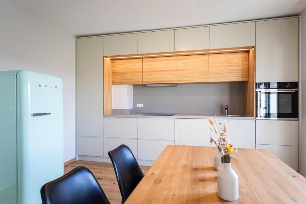 Renovated 2 Bedroom With Parking & Ac Apartamento Luxemburgo